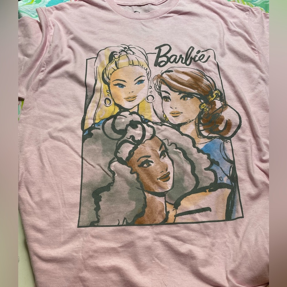 Pink Barbie shirt 💗